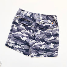 Load image into Gallery viewer, Carhartt Camo Shorts W32
