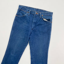 Load image into Gallery viewer, Wrangler Jeans W30 L32