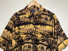 Load image into Gallery viewer, Crazy print shirt (XL)