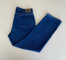 Load image into Gallery viewer, Wrangler Jeans W36 L30