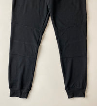 Load image into Gallery viewer, Umbro joggers (XL)