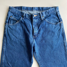 Load image into Gallery viewer, Wrangler Jeans W34 L29
