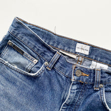 Load image into Gallery viewer, 90s Calvin Klein Denim Shorts W32