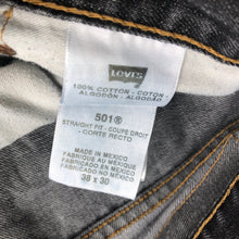 Load image into Gallery viewer, Levi’s 501 W38 L30