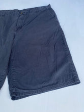 Load image into Gallery viewer, Dickies Shorts W38