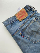 Load image into Gallery viewer, Levi’s 569 W36 L30