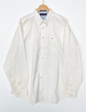 Load image into Gallery viewer, Tommy Hilfiger shirt (XL)