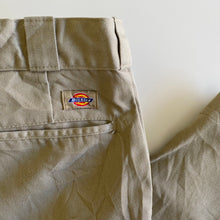Load image into Gallery viewer, Dickies W44 L28