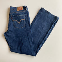 Load image into Gallery viewer, Levi’s Jeans W30 L32