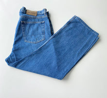 Load image into Gallery viewer, Nautica Jeans W36 L30