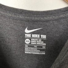 Load image into Gallery viewer, Nike t-shirt (L)